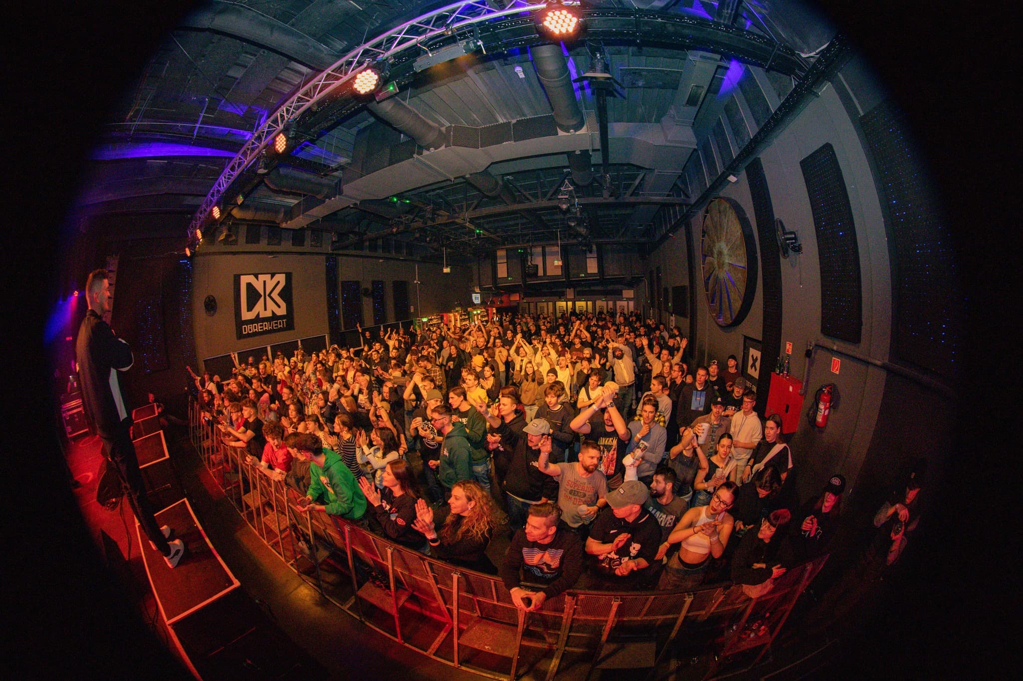 Slow Village – Hat után lemezbemutató turné • Szeged (RapCaviar)